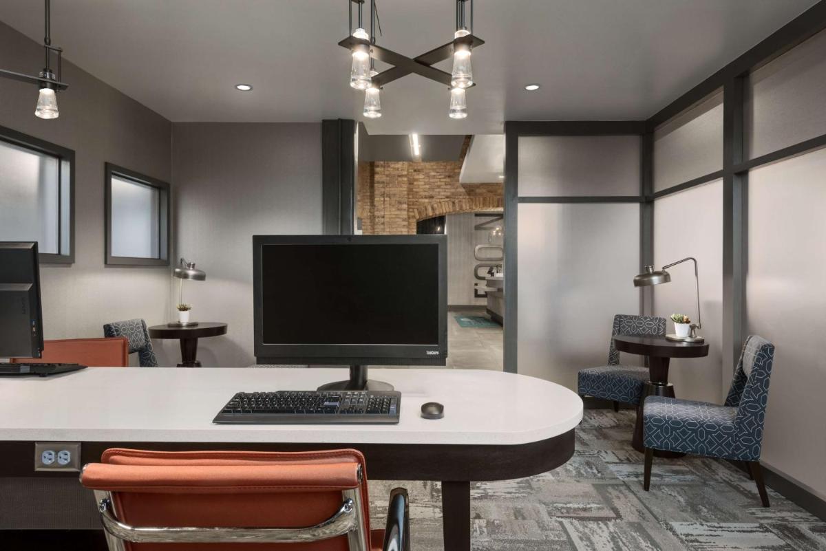 Homewood Suites By Hilton Milwaukee Downtown - image 5