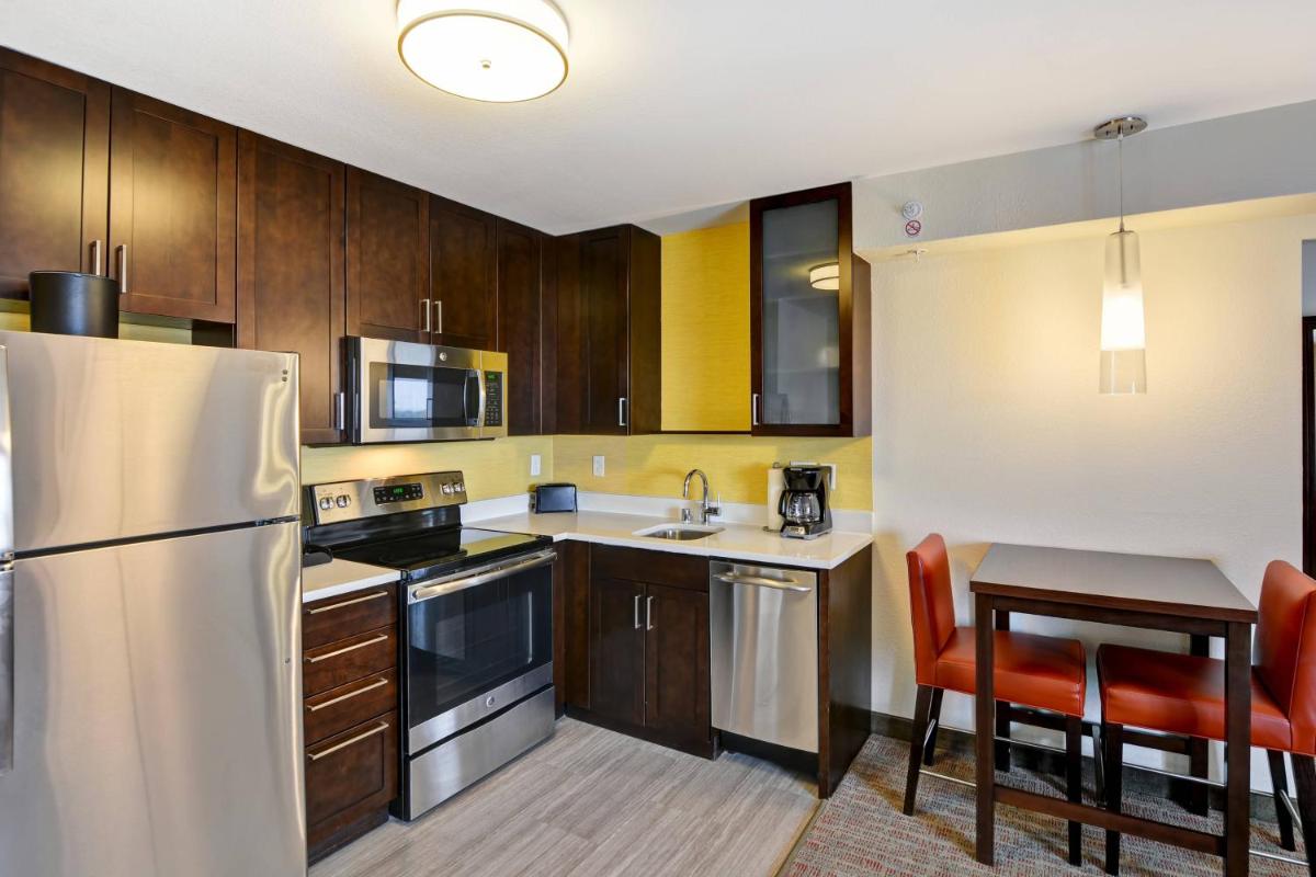 Residence Inn by Marriott Milwaukee North/Glendale - main image