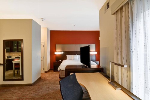 Residence Inn by Marriott Milwaukee North/Glendale - image 18