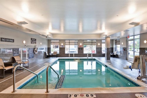 Residence Inn by Marriott Milwaukee North/Glendale - image 4