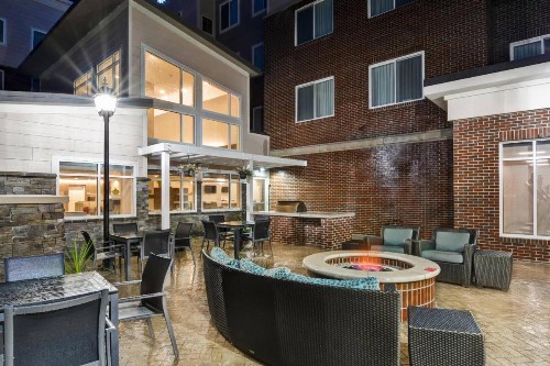 Residence Inn by Marriott Milwaukee North/Glendale - image 7