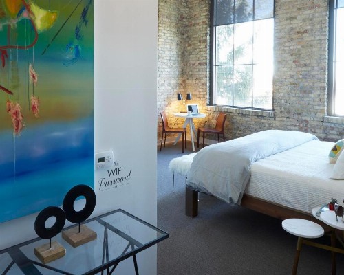 Kinn Guesthouse Bay View - image 23