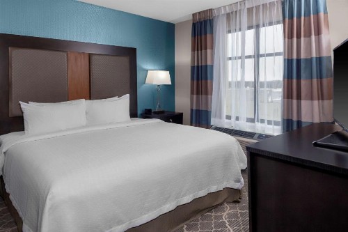 Homewood Suites By Hilton Wauwatosa Milwaukee - image 20