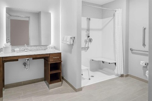 Homewood Suites By Hilton Wauwatosa Milwaukee - image 22