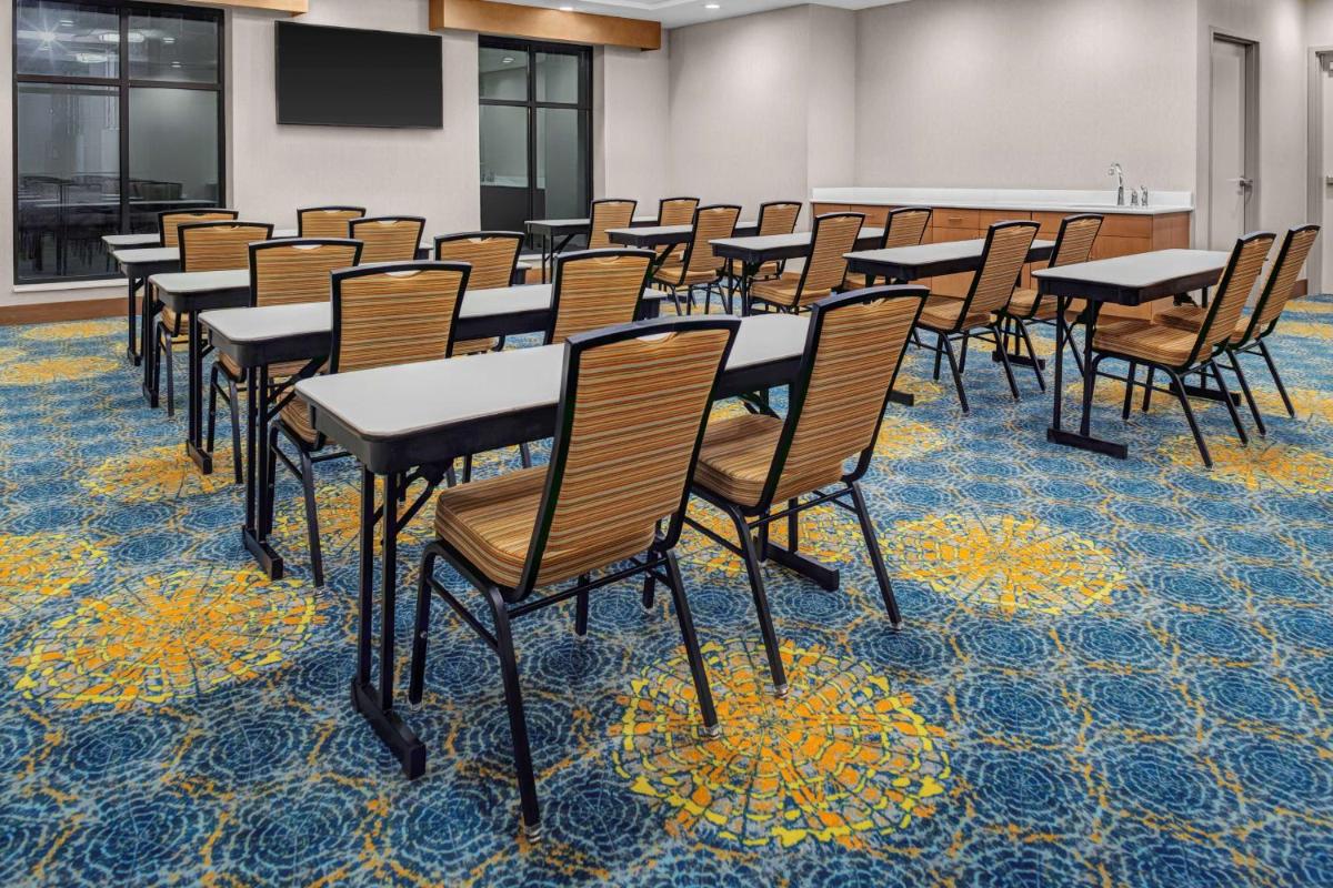 Homewood Suites By Hilton Wauwatosa Milwaukee - image 5