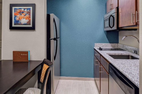Homewood Suites By Hilton Wauwatosa Milwaukee - image 6
