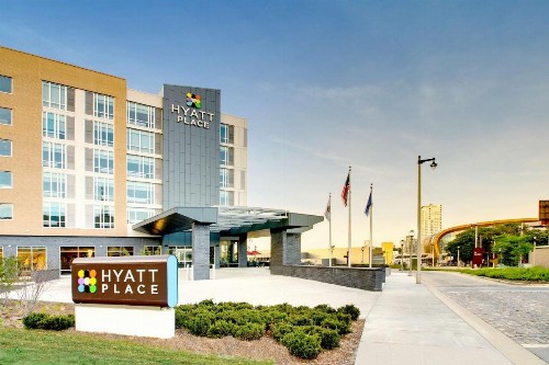 Hyatt Place Milwaukee Downtown - image 14