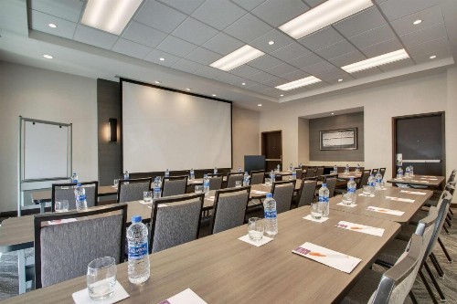 Hyatt Place Milwaukee Downtown - image 21