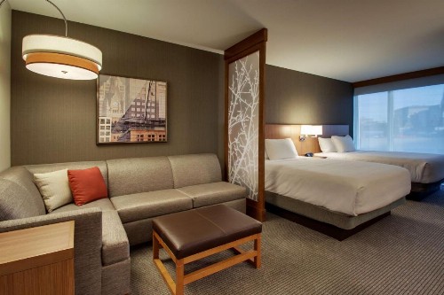Hyatt Place Milwaukee Downtown - image 34