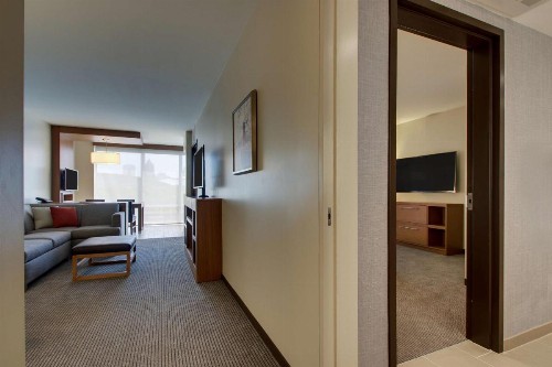 Hyatt Place Milwaukee Downtown - image 45