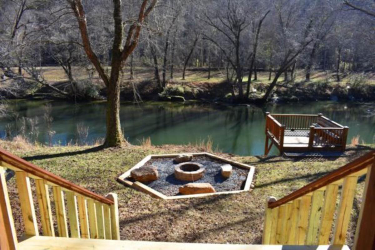 River Escape On The Toccoa - main image