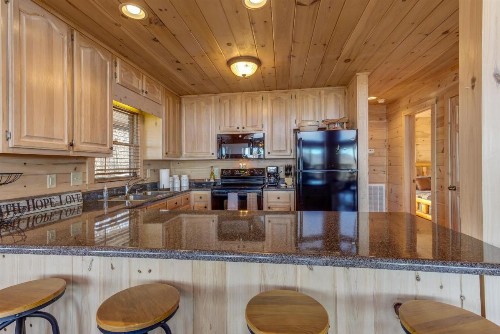 Eagle Ridge Cabin - image 7