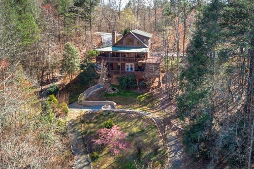 PineHome Cabin - image 11
