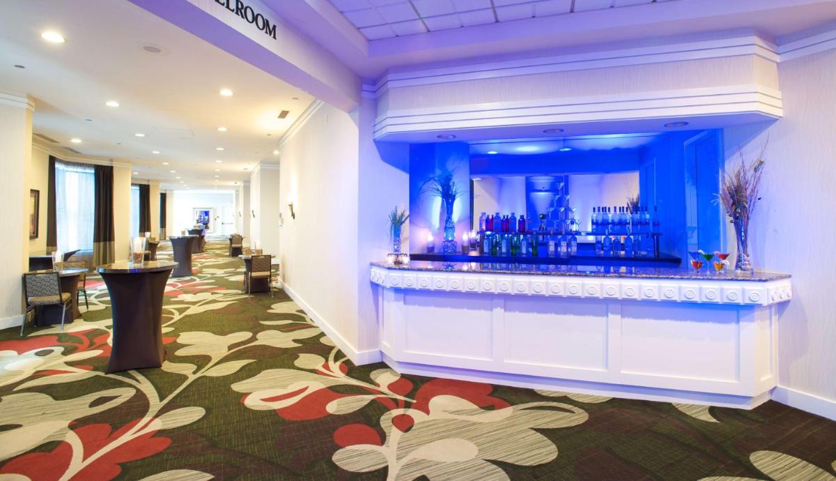 Hilton Minneapolis-St Paul Airport - image 5