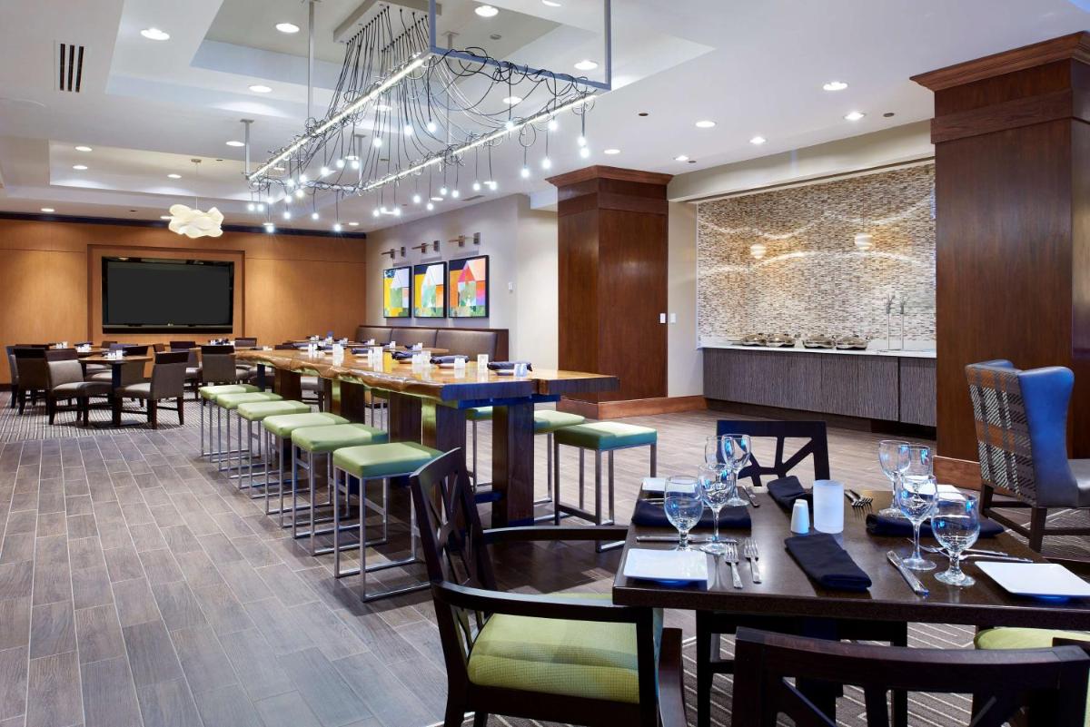 Hilton Minneapolis-St Paul Airport - image 7