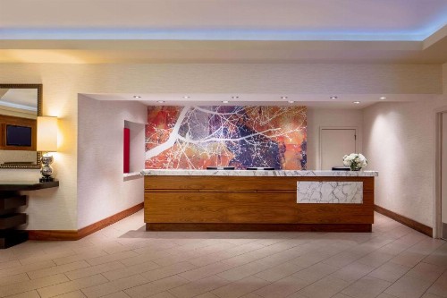 DoubleTree Suites by Hilton Minneapolis - image 19