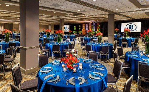 Hilton Minneapolis - image 11