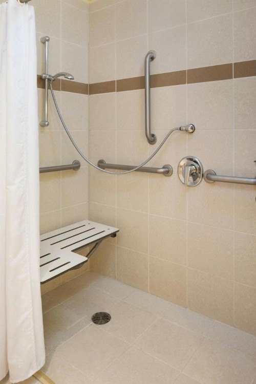 Sheraton Bloomington - image 44