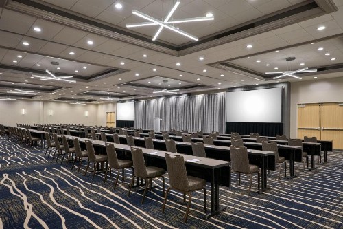 Delta Hotels by Marriott Minneapolis Northeast - image 12