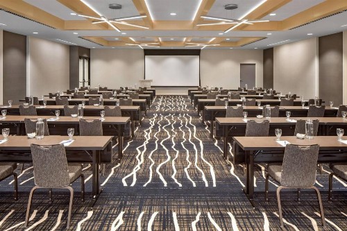 Delta Hotels by Marriott Minneapolis Northeast - image 43