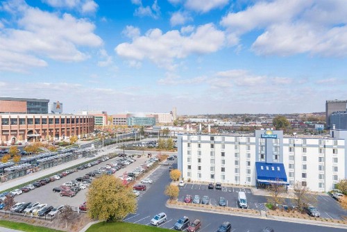 Days Hotel by Wyndham University Ave SE - image 14
