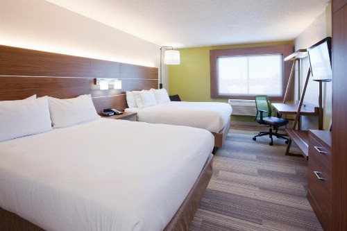 Holiday Inn Express Hotel & Suites Minneapolis-Golden Valley an IHG Hotel - image 19