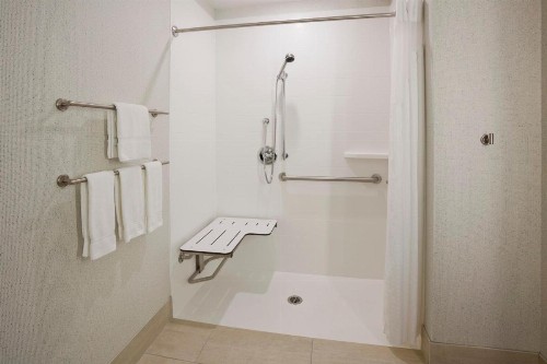 Holiday Inn Express Hotel & Suites Minneapolis-Golden Valley an IHG Hotel - image 39