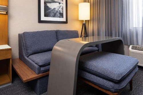 Courtyard by Marriott Minneapolis Downtown - image 14