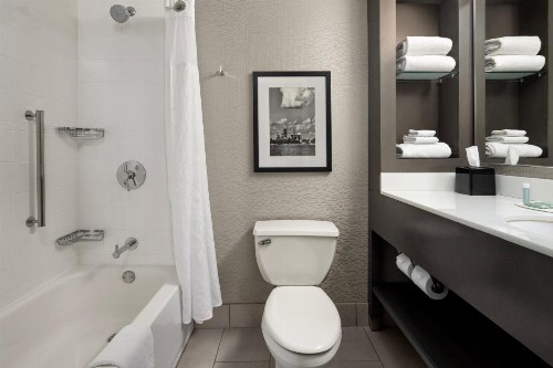 Courtyard by Marriott Minneapolis Downtown - image 19