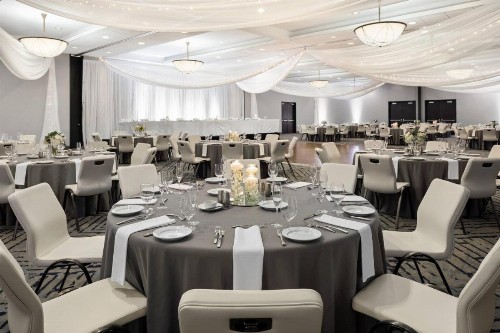 Courtyard by Marriott Minneapolis Downtown - image 38