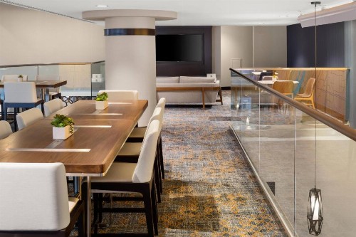 Courtyard by Marriott Minneapolis Downtown - image 40