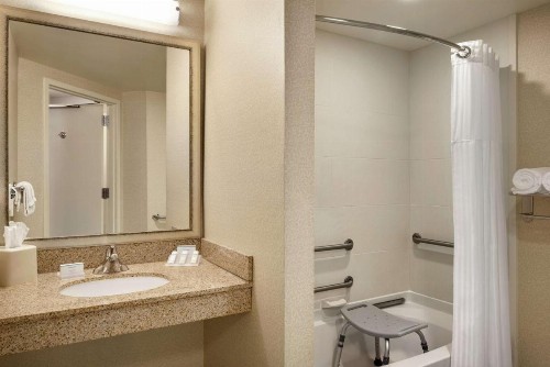 Hilton Garden Inn Minneapolis Downtown - image 30