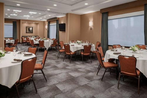 Hilton Garden Inn Minneapolis Downtown - image 41