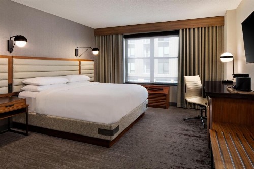 Renaissance Minneapolis Hotel The Depot - image 12