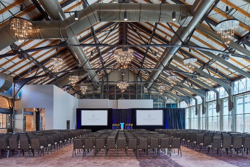 Renaissance Minneapolis Hotel The Depot - image 17