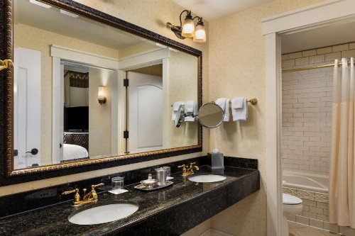 Renaissance Minneapolis Hotel The Depot - image 32