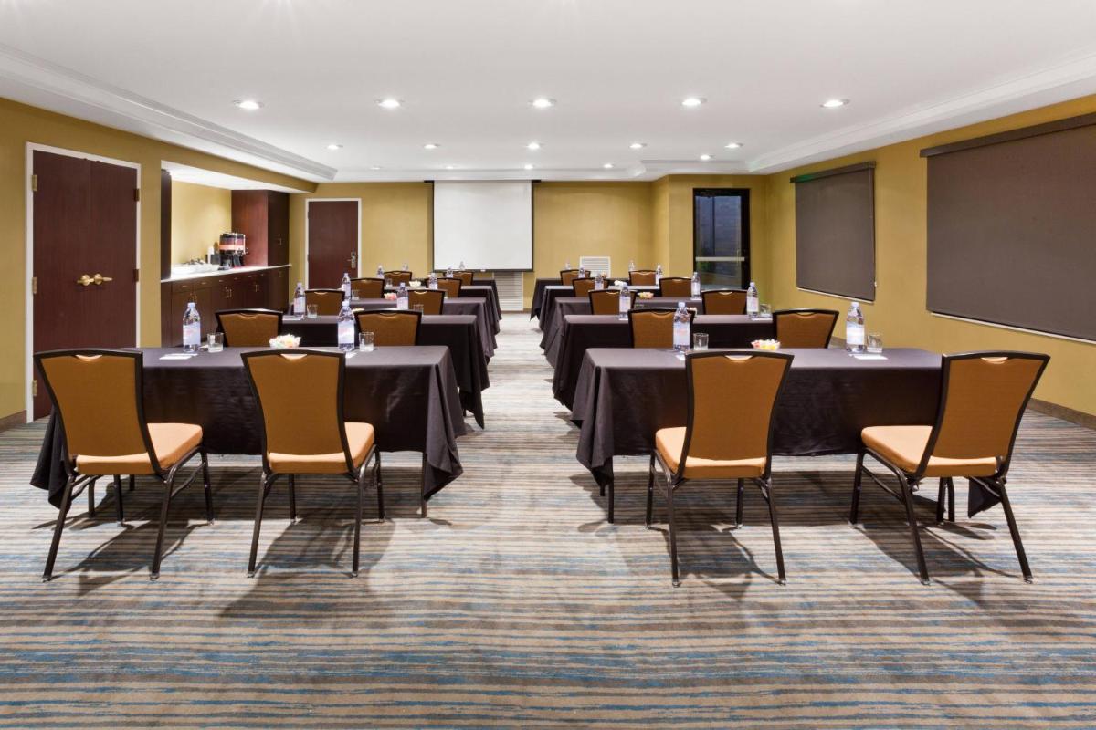 SpringHill Suites Minneapolis West St. Louis Park - image 4