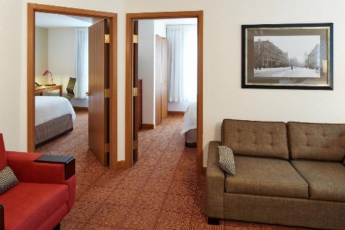 TownePlace Suites by Marriott Minneapolis Downtown/North Loop - image 13