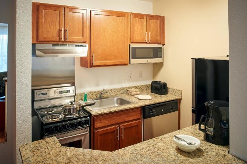 TownePlace Suites by Marriott Minneapolis Downtown/North Loop - image 9