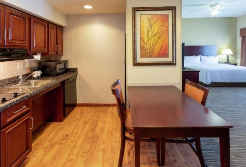 Homewood Suites by Hilton Minneapolis - Saint Louis Park at West End - image 13