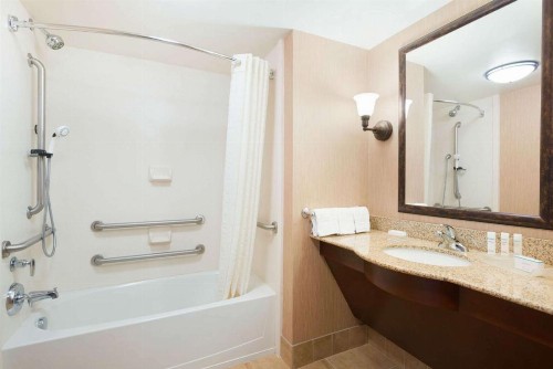 Homewood Suites by Hilton Minneapolis - Saint Louis Park at West End - image 14