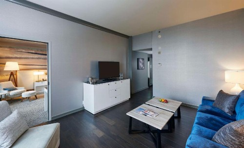 Loews Minneapolis Hotel - image 29