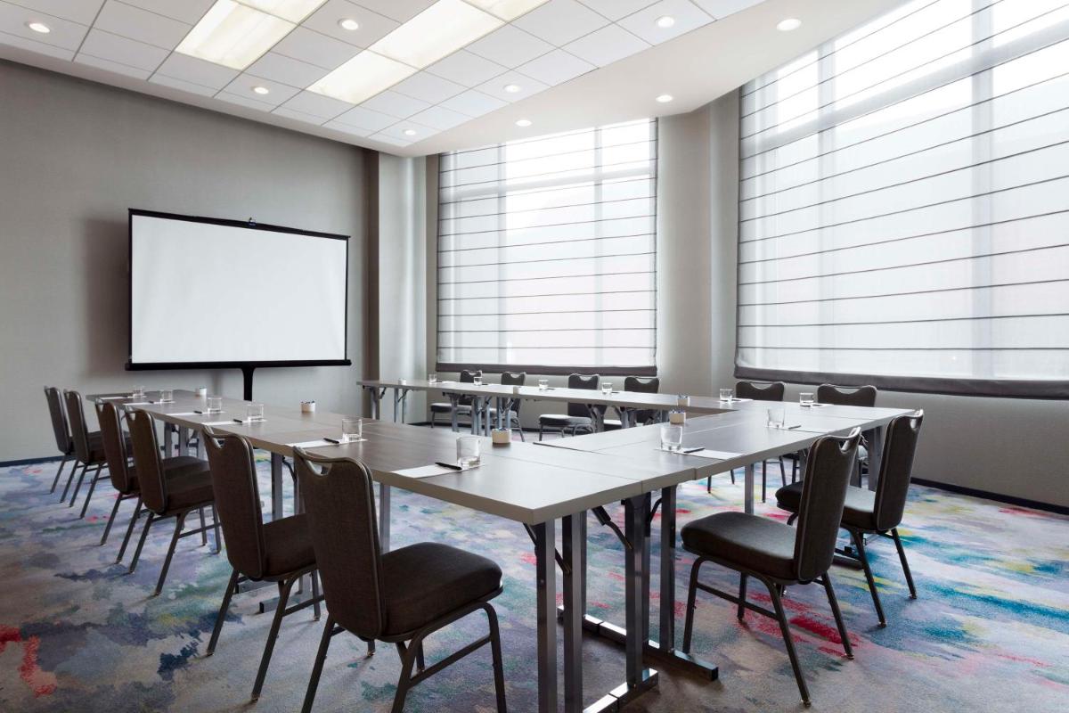 Loews Minneapolis Hotel - image 6