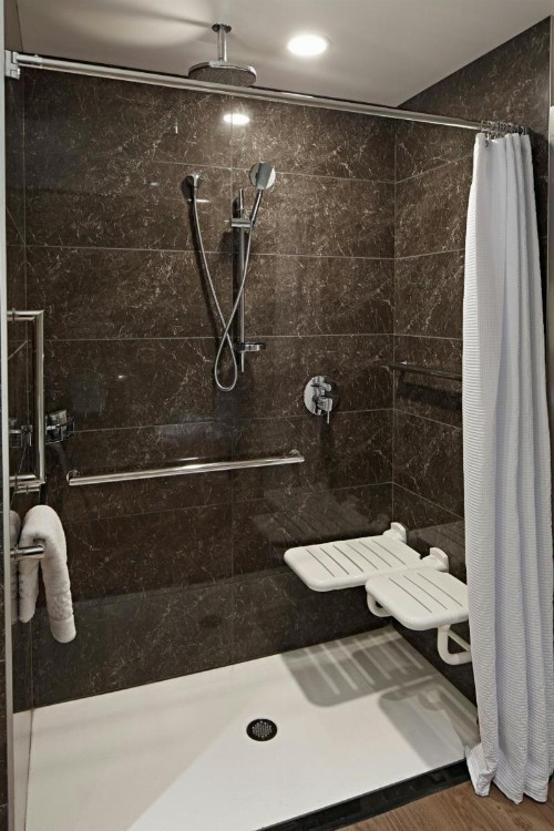 AC Hotel by Marriott Minneapolis Downtown - image 4