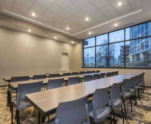 Hampton Inn and Suites Minneapolis University Area MN - image 27