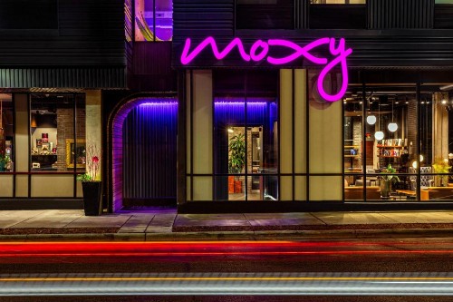 MOXY Minneapolis Uptown - image 2