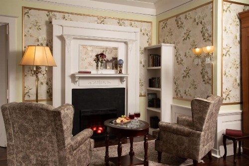 300 Clifton - image 39
