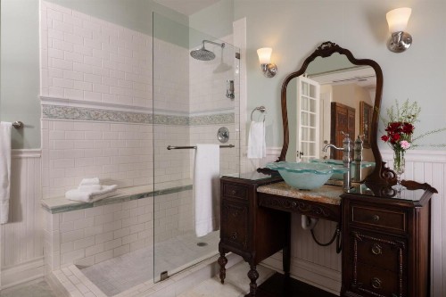 300 Clifton - image 46