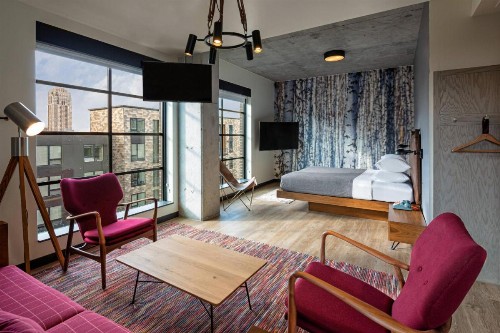 Moxy Minneapolis Downtown - image 21