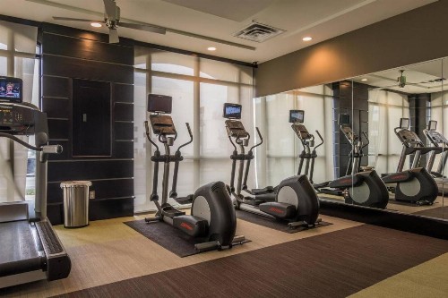 Frontdesk Minneapolis Grand Apts Downtown - image 10